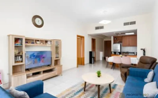 Spacious 1-Bedroom Apartment in Discovery Gardens
