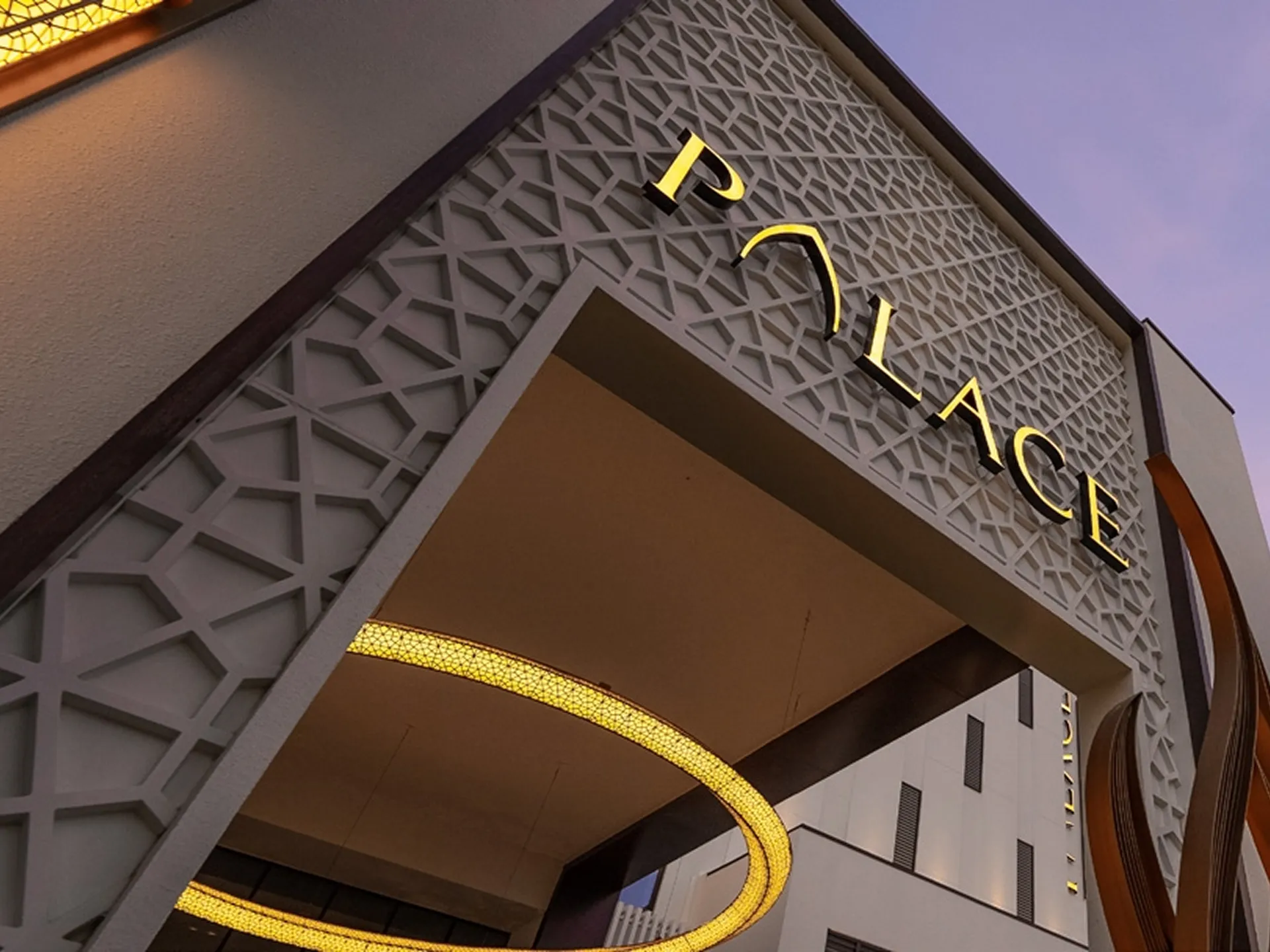 Avarra By palace at Business Bay By Emaar